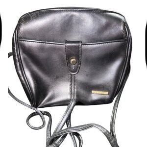 💎 Liz Claiborne GIVEAWAY Black Crossbody Bag